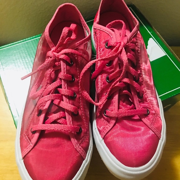 P.F Flyers - Picture 2 of 2